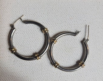 Vintage Womens Jewelry Metal Earrings VTG