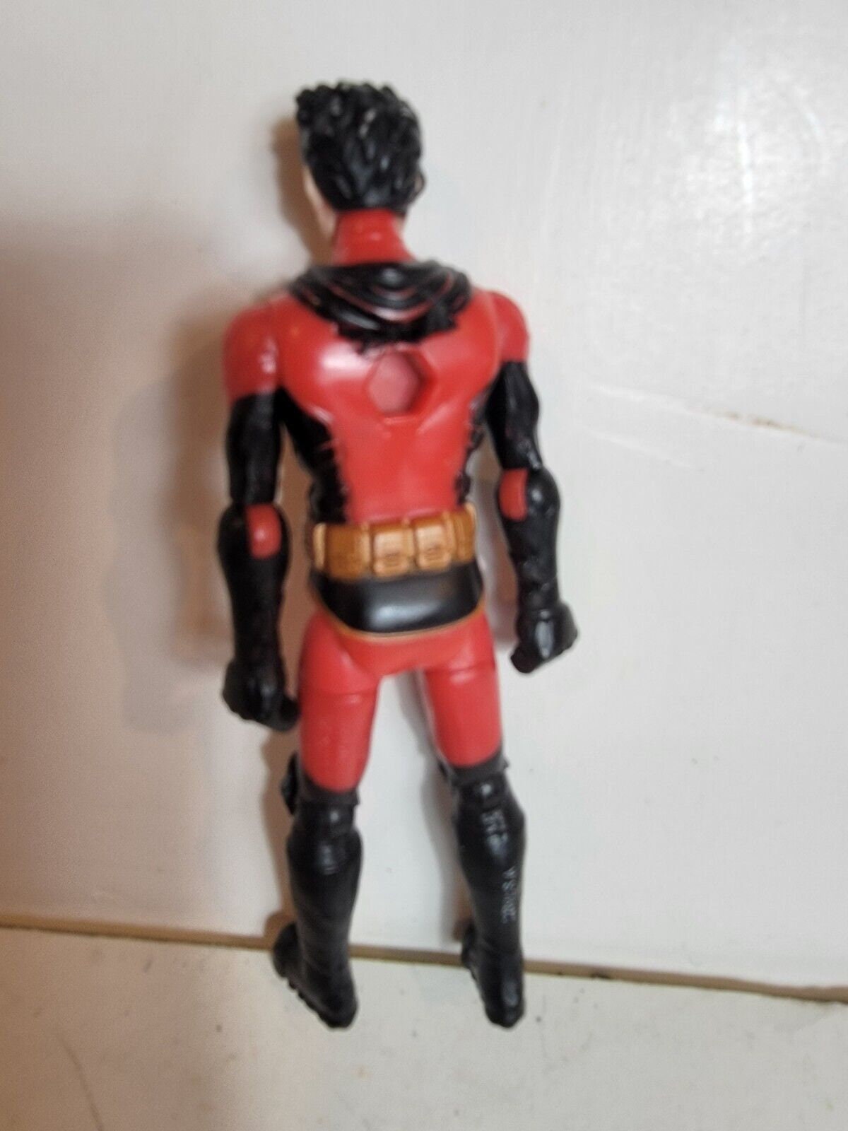 Red robin action figure deals