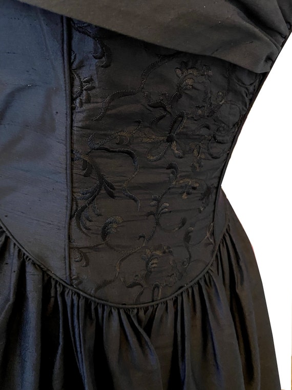 Stunning Vintage Laura Ashley silk dress 60s Grac… - image 7