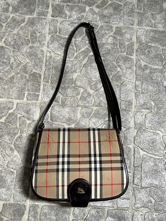 Vintage Burberrys Made in England Nova Check Saddle Bag