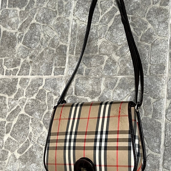Burberrys vintage fabriqué en Angleterre Nova Check Saddle Bag sac à bandoulière