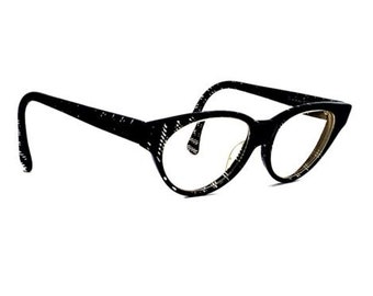 Vintage 80s sunglasses by ALAIN MIKLI PARIS  Mod. A.M. 89 geometric decor