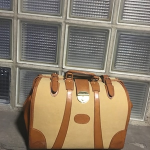 Vintage 60s weekender bag doctorbag Milano Italy