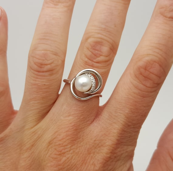 8.5-9MM Freshwater Cultured Pearl and Cubic Zirconia Halo Ring in Sterling  Silver - 146BXA