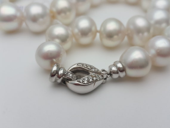 Beautiful South Sea pearl necklace - high quality… - image 5