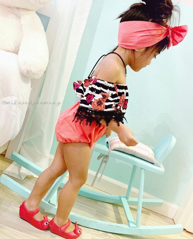 bow and choker not included Black and white stripes /& florals off shoulder tube top with trimming and bloomers set