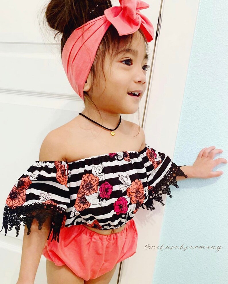bow and choker not included Black and white stripes /& florals off shoulder tube top with trimming and bloomers set