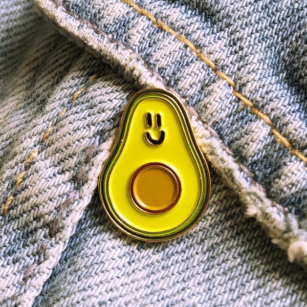 Cute Avocado Enamel Pin Badge | Cute Novelty Gift | Vegan Vegetarian Fruit