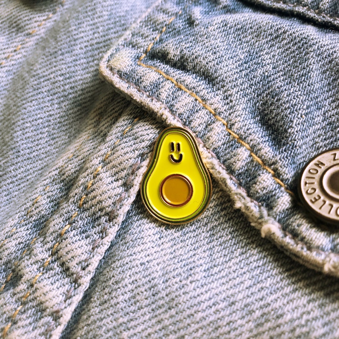 Cute Avocado Enamel Pin Badge | Cute Novelty Gift | Vegan Vegetarian ...
