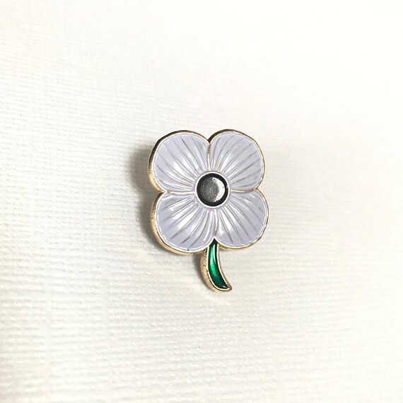 White Peace Poppy Enamel Pin Badge Remembrance 2020 Lest - Etsy