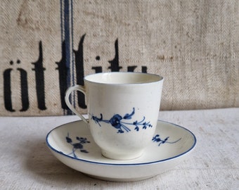 Xícara antiga Porcelana De Chantilly Pate Tendre Gasto decoração vintage século XVIII Luís XV