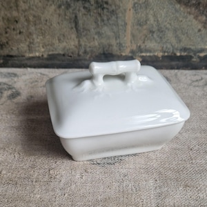 Antique soap dish made of porcelain around 1900 Shabby vintage from France