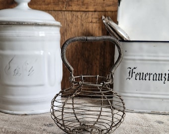 Wire basket egg basket salad basket wire fil de fer miniature collector's item shabby vintage from France