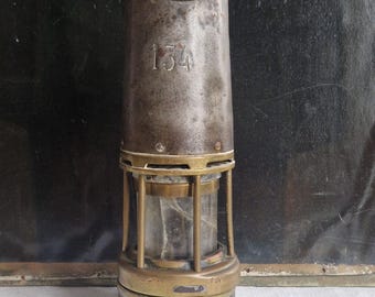 Lampe ancienne pour mineur grisou sécurité industrielle