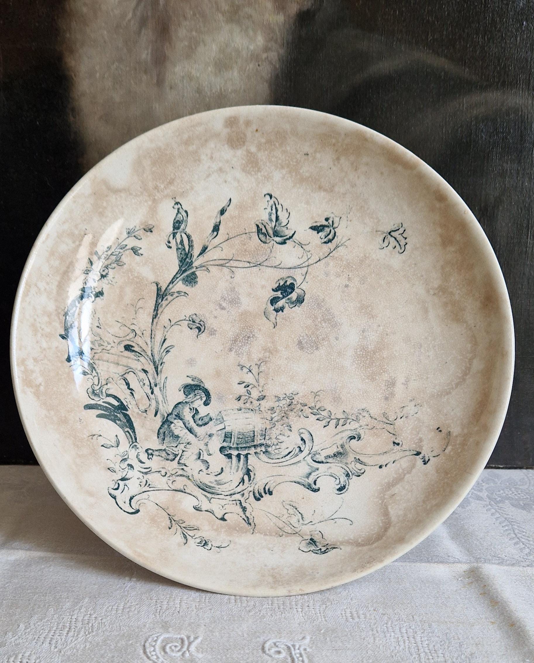 アンティークのコンポティエ テール ド フェール。経年変化による緑青