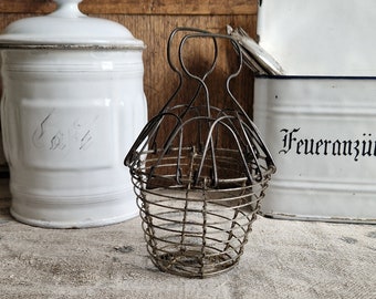 Wire basket egg basket salad basket wire fil de fer miniature collector's item shabby vintage from France rare