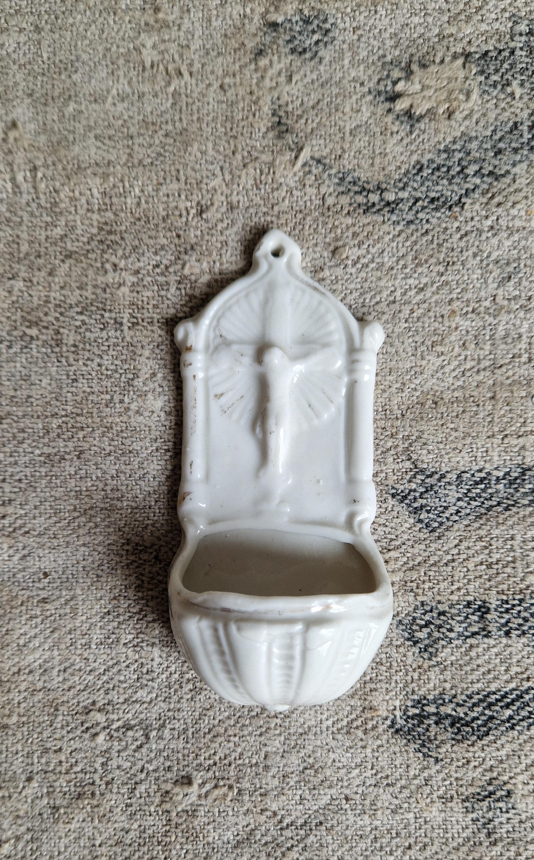 フランス製シャビーヴィンテージの磁器製アンティーク聖水鉢聖水入れ