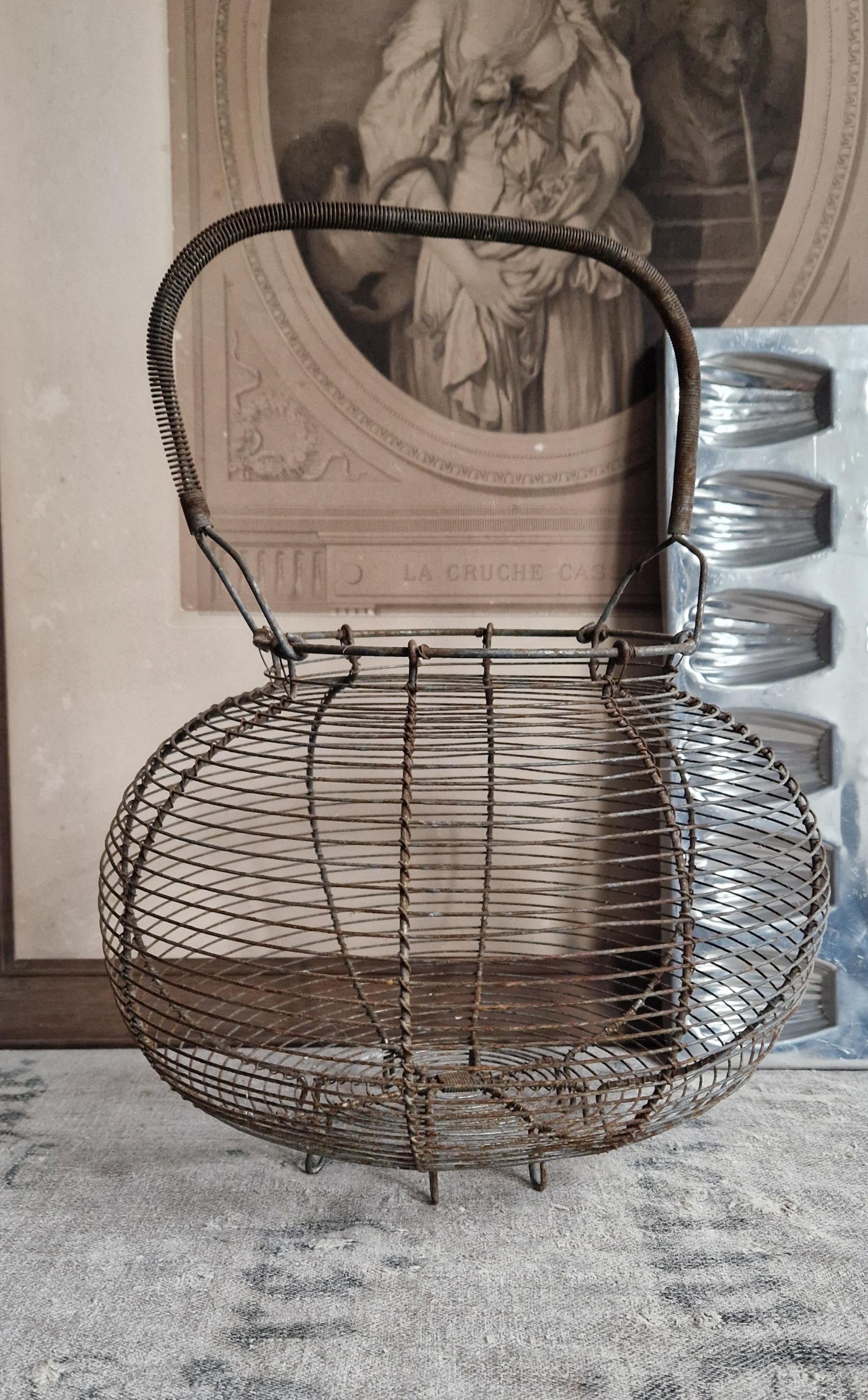 アンティークの卵バスケット、ワイヤー、希少、大型、フランスの