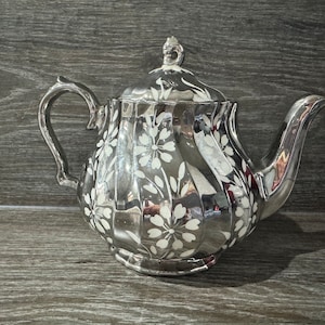 Vintage Sadler Silver Swirl Teapot