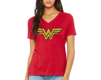 Wonder Woman Classic Comic in WONDER CIRCLE Adult Long Sleeve T-Shirt S-3XL