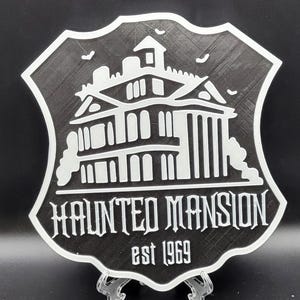 Haunted Mansion Inspired Glow-in-the-Dark Sign – Disney Wall Art, Spooky Home Decor, Ghostly Ride Replica, Halloween Decoration