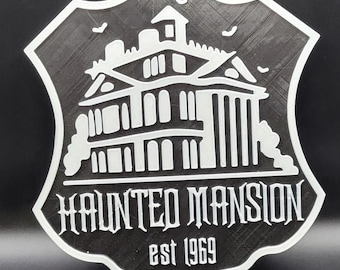 Haunted Mansion Inspired Glow-in-the-Dark Sign – Disney Wall Art, Spooky Home Decor, Ghostly Ride Replica, Halloween Decoration