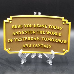 Here You Leave Today Disneyland-Eingangsschild Dual-Braun/Gold-Farbe Disney-Prop-inspirierte Nachbildung Bild 1