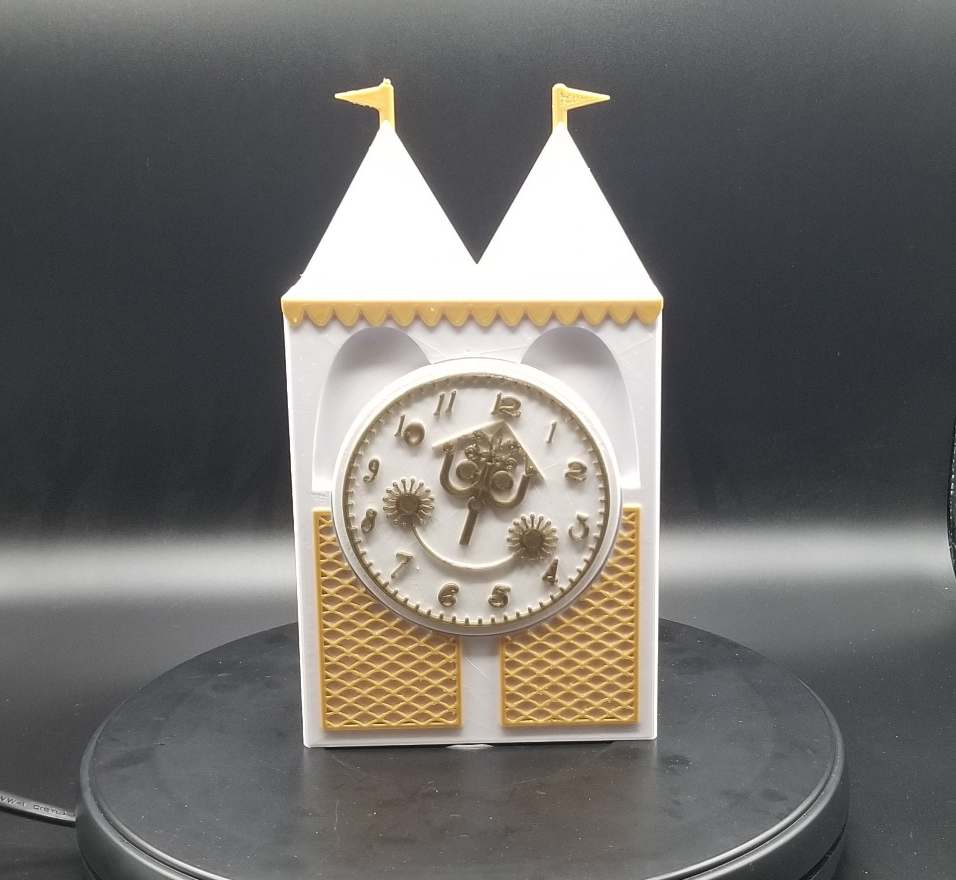 Seiko World Desk Clock for sale Only 2 left at 70