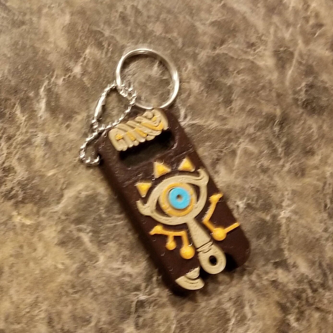 Réplica de llavero inspirado en Zelda Breath of the Wild: cadena de pizarra Sheikah