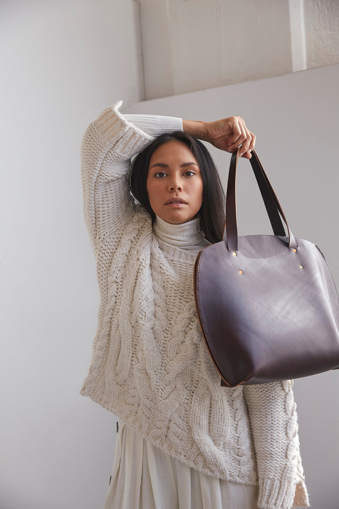 Large Signature Bag in Dark Brown > Leather Tote > Vegetable