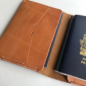 Titular del pasaporte > titular del pasaporte de cuero > cartera de pasaporte cosida a mano > personalizado > titular de pasaporte de cuero curtido vegetal