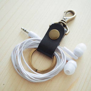 Swivel Snap Cord Clip in Black &gt; Add Key Ring &gt; Solid Brass Hardware &gt; Solid Iron Key Ring &gt; Wickett & Craig English Bridle Leather