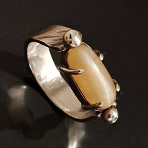 Cat&#39;s Eye Moonstone Ring