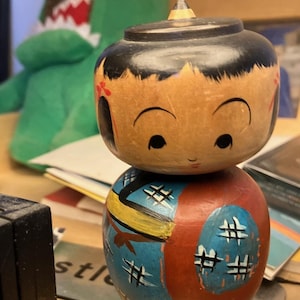 Vintage Sosaku Kokeshi - Japanese Wooden Doll - Child with spinning / Turning Head - Very Unique!