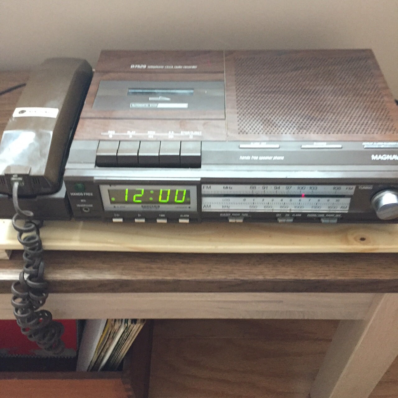 Rare / Wierd Vintage Magnavox D7529 Telephone Clock Radio Etsy