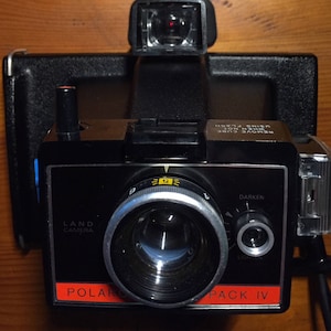 Vintage Polaroid Colorpack IV Land Camera