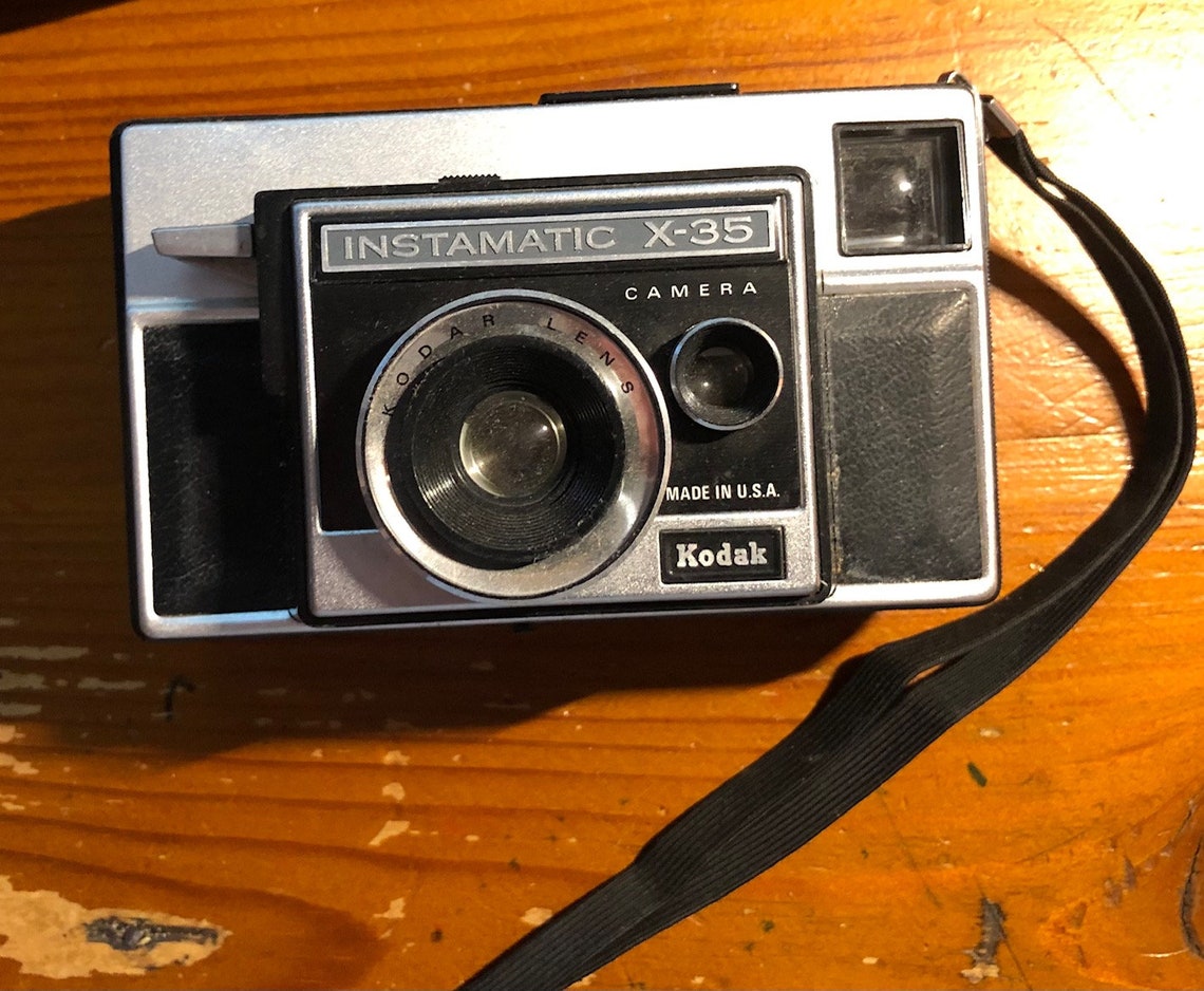 Vintage Cameras - Kodak Instamatic X-35, photo 1 of 5