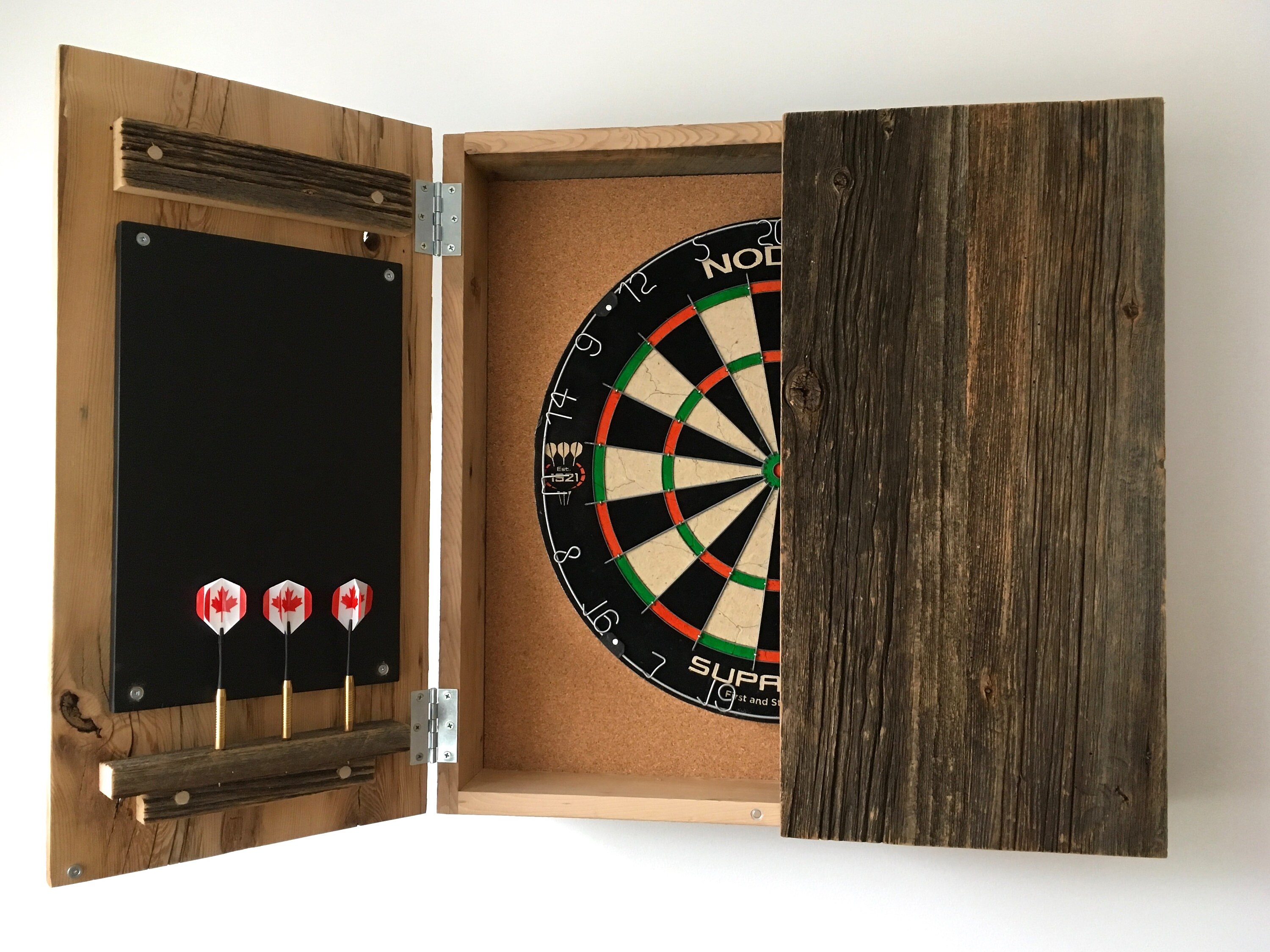Cork dart board with
