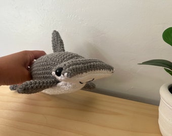 Requin marteau, animal marin en peluche