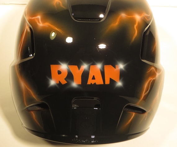 Casco de bateo personalizado con aerografo y nombre en la parte posterior pintando SU casco Etsy Espana
