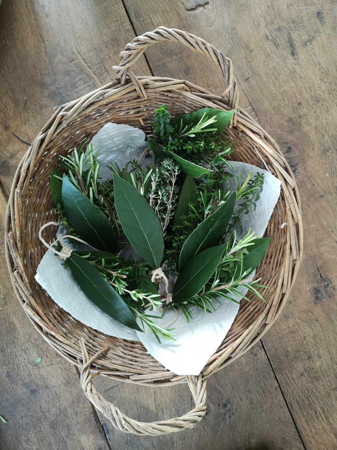 Bundle of Herbs Bouquet Garni Bay Leaf Thyme and Rosemary - Etsy
