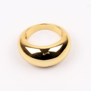 Custom Handmade 1pcs Delicate Unique 23k Gold Filled Minimal Dome Chunky Round Glossy Not Adjustable Ring 5.5 US Boutique Brands Wholesale