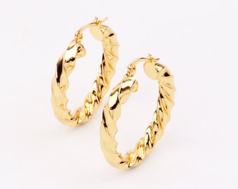 Handmade Dainty Twisted Oval 18kt Gold Filled Hoops, 1 Pair 40mm Height Lightweight Minimal Stylish for Brands Boutique Custom Made By EU