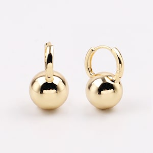 Custom Handmade 1 Pair Delicacy 18kt Gold Filled Bold Chubby Lightweight Big Round Ball Huggie Hoops Earrings Stylish Style Boutique Brands