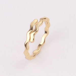 Custom Handmade Wave Dainty 18kt Gold Filled Thin Round Adjustable Rings, Minimal Daily Style, Brands and Boutique Supplier 0106-2084-1