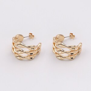 Custom Handmade 1 Pair Dainty 16kt Gold Filled Lightweight Personality Multi -layer C Shape Stud Earrings Everyday Style Brands Wholesale