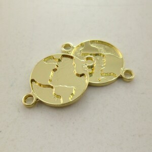 Sur mesure et à la main * 2pcs 11mm Dainty 14k or petit monde gravé carte voyage connecteurs liens collier Minimal Bracelets colliers 20032022-1