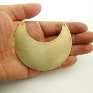 Único e feito à mão * 2 peças grandes 80x70mm pingentes de lua de latão cru/espaços em branco geometria mínima carimbo de declaração em tom de ouro personalizado calibre 18