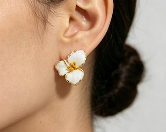 UNIQUE! Artisan Painting. Custom & Handmade Gold Filled Elegant White Three-Petaled Flowers Earrings Factory For Brands Boutique
