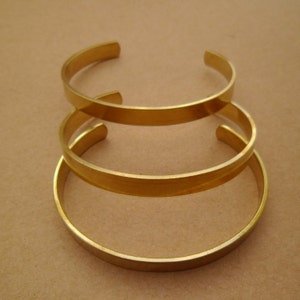 5pcs Classic Style Raw Brass Flat Band Cuff Bracelets Bangles Blanks Stamping Personalized For Crafters Jewelry Makers 0105-0102
